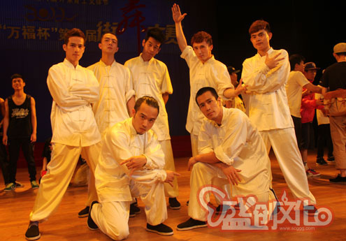     創(chuàng)新街舞、機械舞