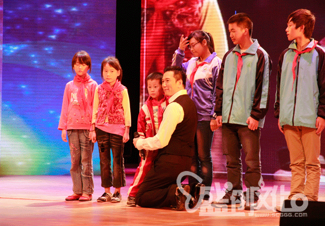 溫兆倫南充歌友會