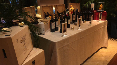 “紅顏秘法 康養(yǎng)之道”—美麗西湖與茅臺(tái)公主的時(shí)尚大片隆重上映